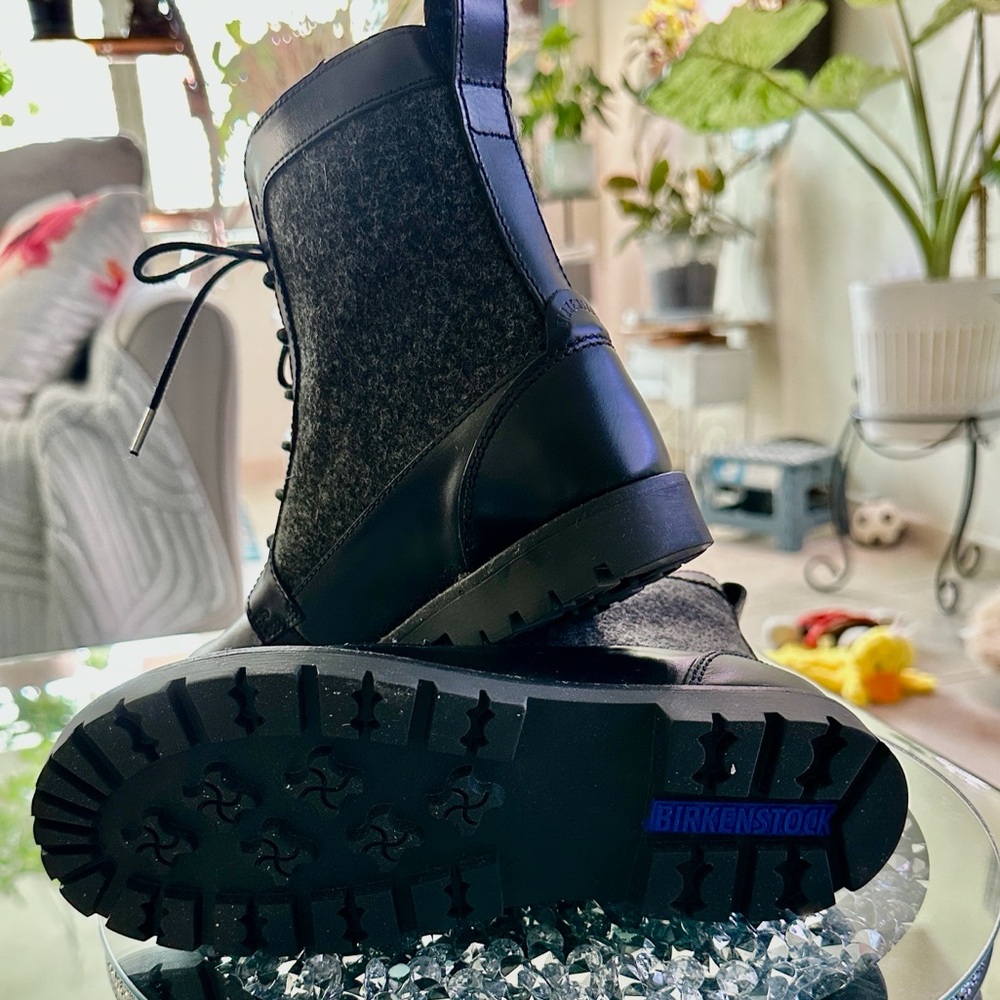 Birkenstock Black and Gray Boots - Picture 3 of 3